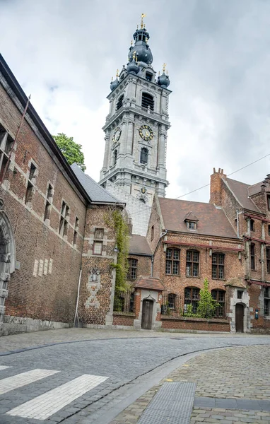 Klockstapeln Mons Ett Klocktorn Belgien Och Frankrike Grupp Historiska Byggnader — Stockfoto