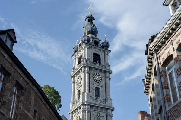 Catiau Montois また呼ばれる鐘楼モンスの 世紀に建てられ メートルの高さに達するベルギーのだけバロック様式 — ストック写真