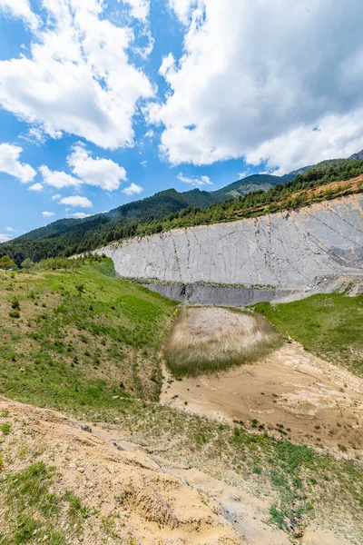 Depozitele Fumanya Fermă Cărbune Deschisă Situată Baza Gamei Ensija Din — Fotografie, imagine de stoc