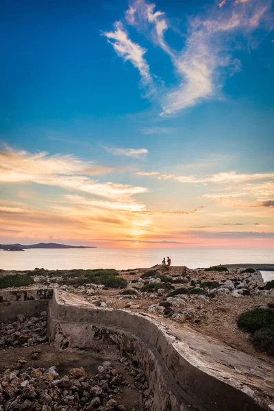 日落在卡瓦列里亚灯塔在米诺卡岛北岸 巴利阿里群岛 西班牙 — 图库照片