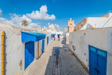 Kayravan, Tn - 16 Şubat 2017: Kairouan Endülüs yaklaşık 670 Tunus tarafından kurulan bir Unesco Dünya Mirası sit alanı olan.