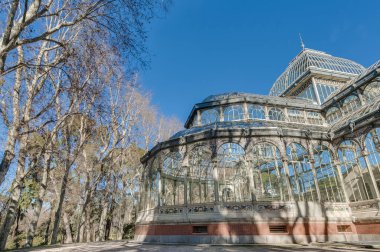 Crystal Palace (Palacio de Cristal), cam ve metal yapı flora ve fauna Buen Retiro Park Madrid, İspanya üzerinde Filipinler sergilemek 1887 yılında Ricardo Velazquez Bosco tarafından inşa.