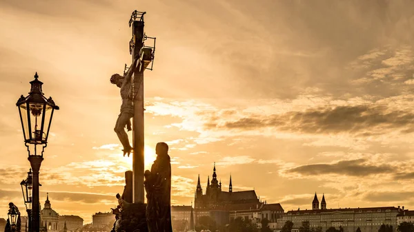 聖ヴィート大聖堂 ヴァーツラフとアダルベール プラハのローマ カトリック大聖堂 チェコ共和国 — ストック写真