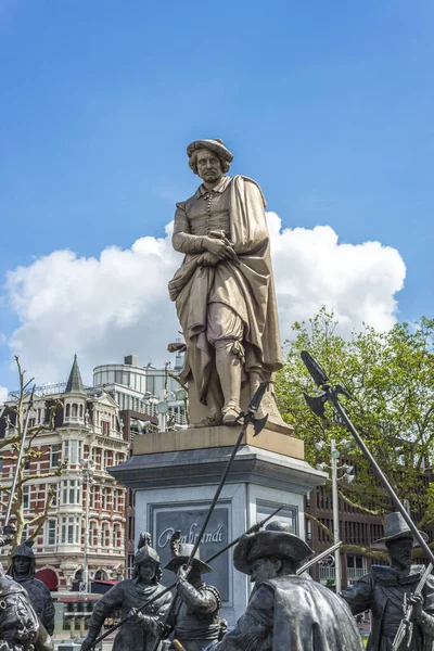 Statua Rembrandt Rembrandtplein Piazza Rembrandt Entrambe Intitolate Famoso Pittore Rembrandt — Foto Stock