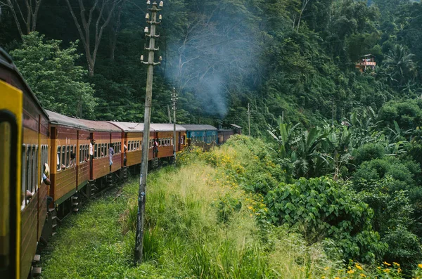 Kandy, Sri Lanka - Aralık