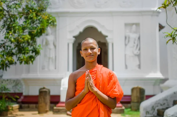 Porträt eines buddhistischen Mönchs — Stockfoto