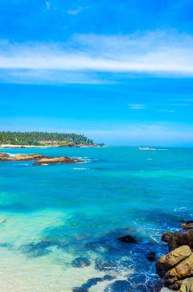 Tropikalnej plaży w sri lanka — Zdjęcie stockowe