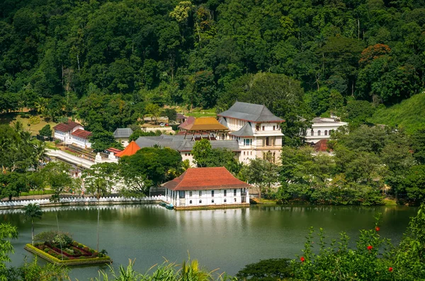 Świątynia zęba, Kandy, — Zdjęcie stockowe