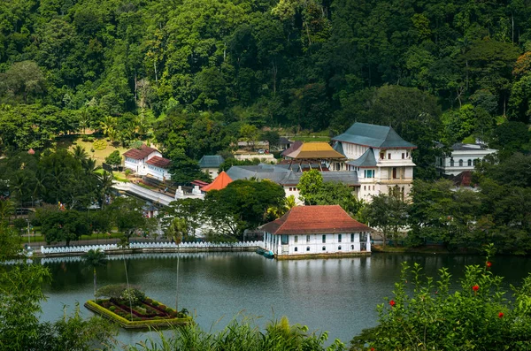 Świątynia zęba, kandy, sri lanka — Zdjęcie stockowe