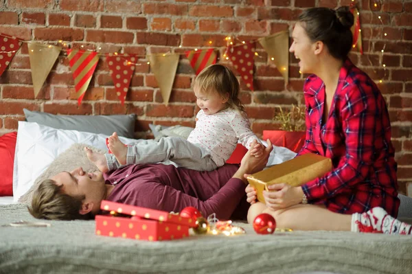 Jul - en familjesemester. — Stockfoto