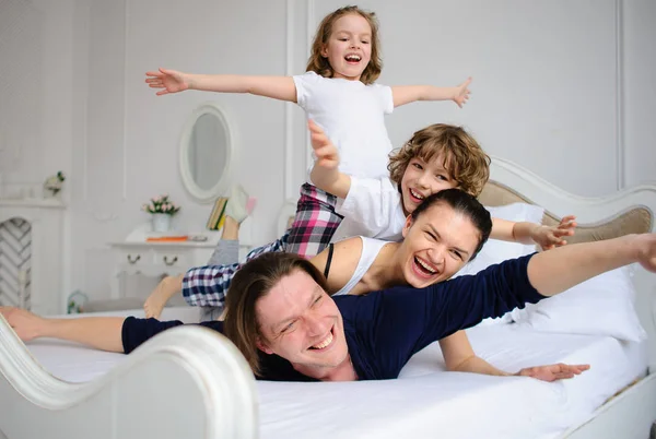 Morning in amicable family. — Stock Photo, Image