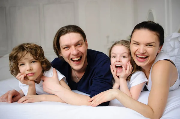 Piacevole mattina di famiglia . — Foto Stock