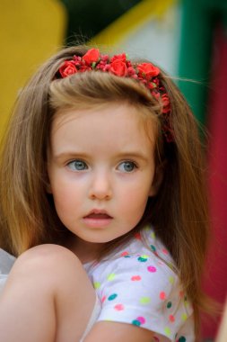 4-5 yıl çekici kız portresi.