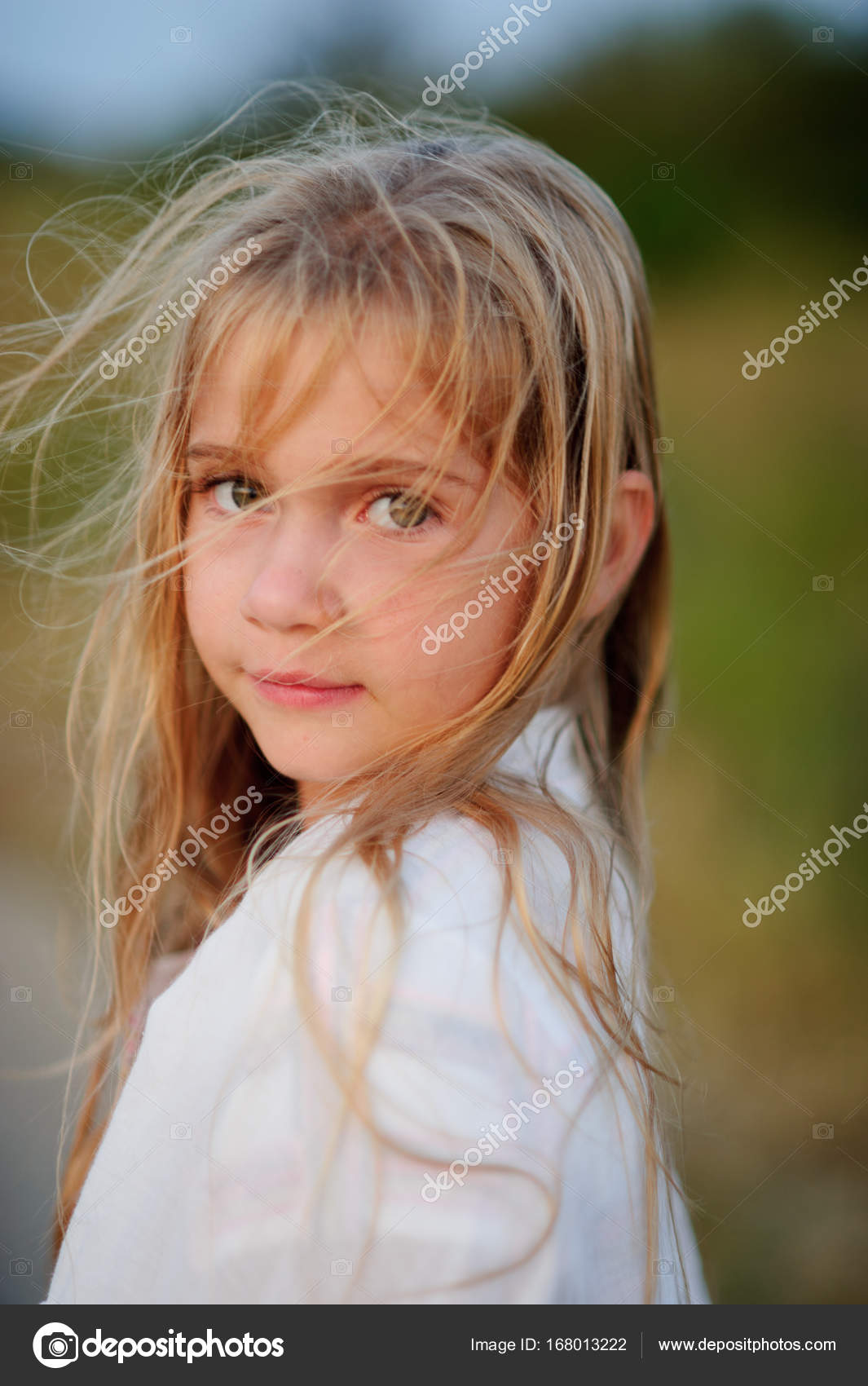Fotos de Menina 10 anos, Imagens de Menina 10 anos sem royalties