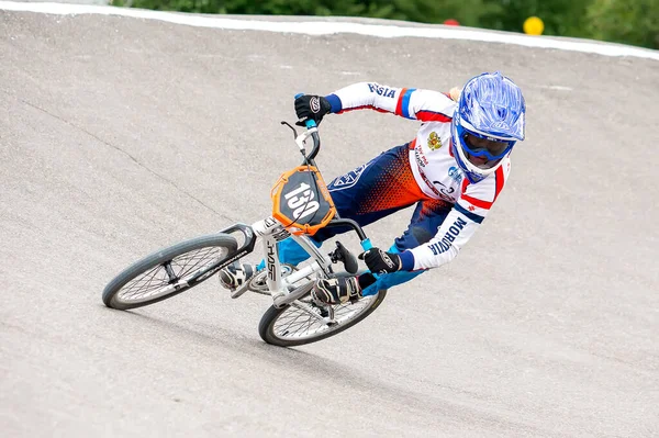 Championship Saint Petersburg Bmx Racing 2019 Athlete Enters Slope Contour — Stock Photo, Image