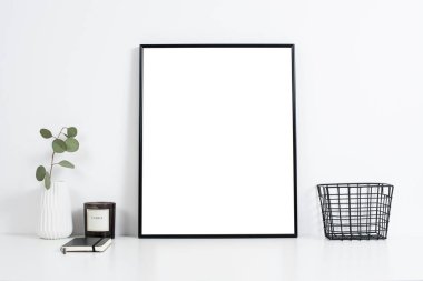 Beyaz ofis iç, şık iş tablo alanı ile poster artw