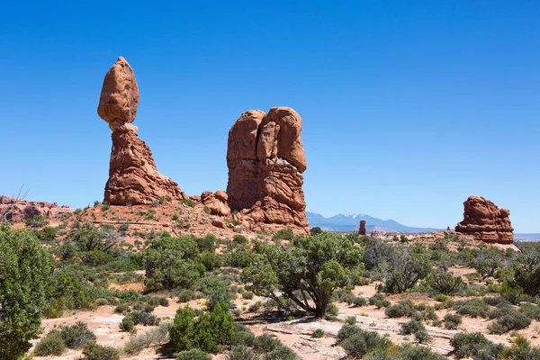 Vyvážený rock arches národní park — Stock fotografie