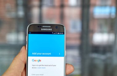 Google hesabı mobil
