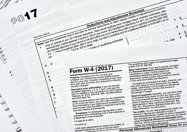 W-4 États-Unis formulaire d'impôt fédéral — Photo