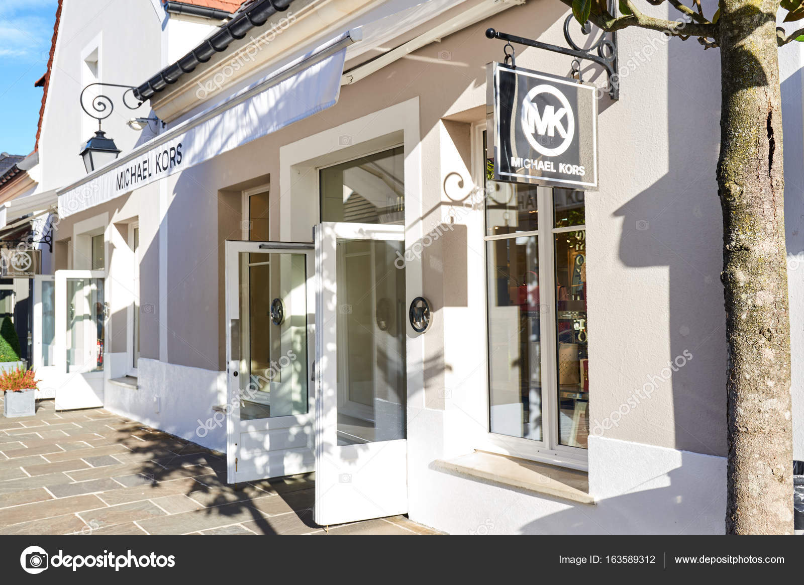 Michael Kors boutique in La Vallee 