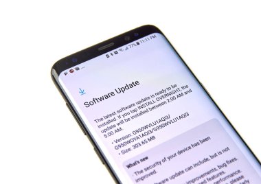 Samsung S8 yazılım güncelleştirmesi
