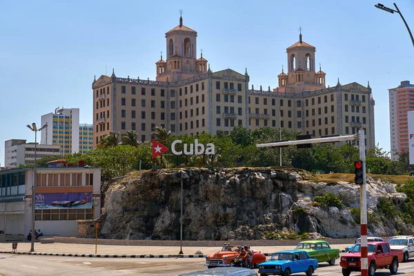 Αβάνα Κούβα Μαΐου 2019 Σήμα Κόκκινο Τρίγωνο Και Αστέρι Πάνω — Φωτογραφία Αρχείου