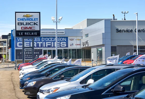 Montreal Canadá Abril 2020 Chevrolet Buick Gmc Concesionario Con Estacionamiento — Foto de Stock