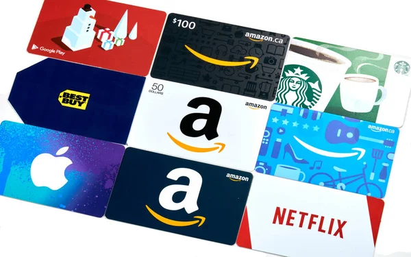 Montreal Kanada April 2020 Verschiedene Geschenkkarten Vieler Marken Wie Amazon — Stockfoto