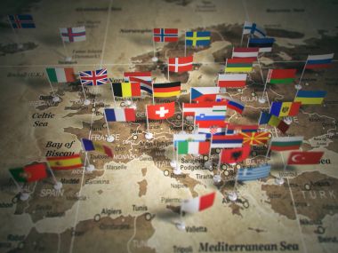Avrupa Birliği ülkelerinin bayrakları ile harita. Europe.