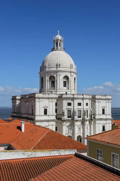 Panteón Nacional (la Iglesia de Santa Engracia) en Lisboa, Puerto — Foto de Stock