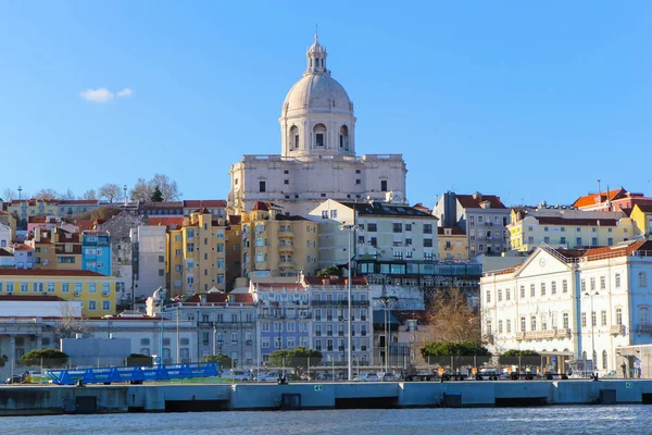 Panteón Nacional (la Iglesia de Santa Engracia) en Lisboa, Puerto — Foto de Stock