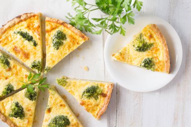 Brokoli pasta ve maydanoz