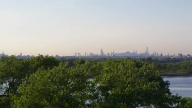 New York şehir manzarası günbatımı Brooklyn hava dron görüntüleri
