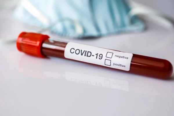 Coronavirus 2019 Ncov Positive Negative Blood Test Focus Result — Stock Photo, Image