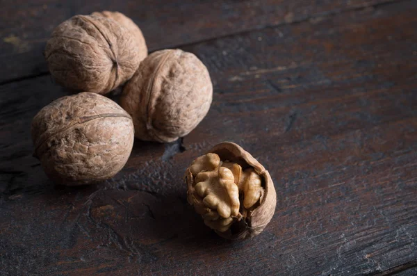 Walnut — Stock Photo, Image