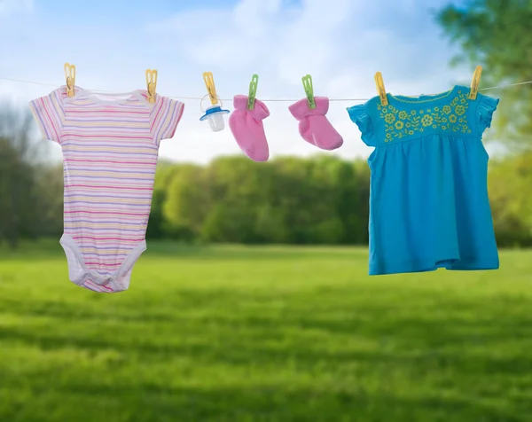 婴儿的衣服和配件 — 图库照片
