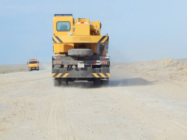 Vinçler-Mobil vinç seyahatleri 