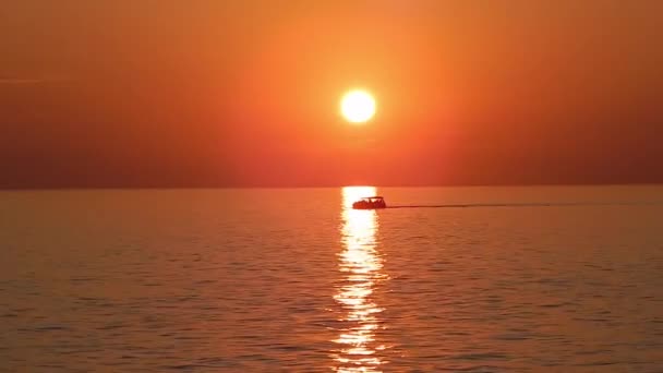 カスピ海の夕日 2019年9月23日 満洲地方 — ストック動画
