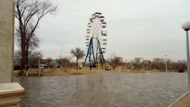 Roda Gigante Cidade Aktau Cazaquistão Cazaquistão Cidade Aktau Dezembro 2019 — Vídeo de Stock