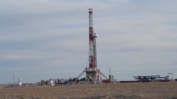 Drilling Rig Steppe Kazakhstan Mangistau Region September 2019 Year Mangistau — Stock Video