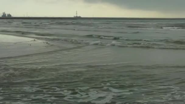 Costa Arenosa Mar Cáspio Cazaquistão Região Mangistau Aktau Fevereiro Ano — Vídeo de Stock