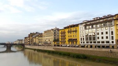 Ponte Vecchio ve Arno Nehri Floransa, Toskana, İtalya