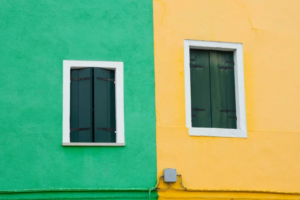 Colorful windows in Burano island, Italy — Stock Photo, Image
