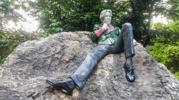 Monumento Oscar Wilde Merrion Square Park Dublín Irlanda — Foto de Stock