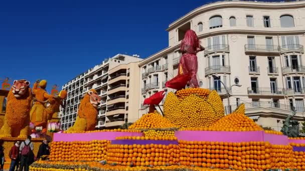 マントン フランス 2018 レモンとフランス マントンのレモンのお祭りが有名な シトロン でオレンジのアートが作られました 有名な果樹園は年間 230 000 — ストック動画