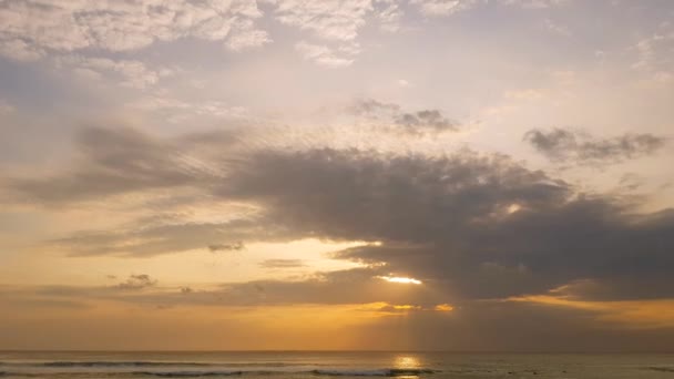 Hermoso Atardecer Sobre Playa — Vídeo de stock