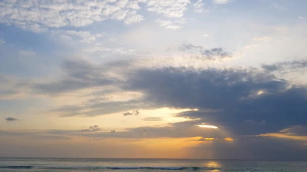 Krásný Západ Slunce Nad Pláží — Stock video