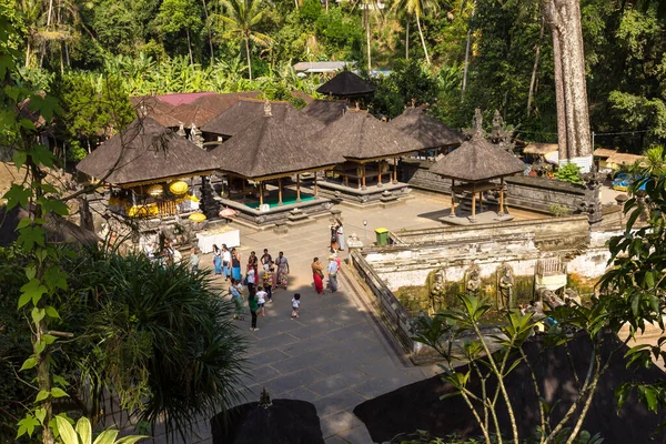 Bali Indonesië Juni 2019 Mensen Die Pura Goa Gajah Wandelen — Stockfoto