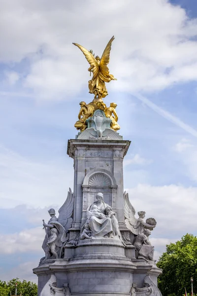 Μνημείο Βικτώριας Στο Παλάτι Του Μπάκιγχαμ Λονδίνο Αγγλία — Φωτογραφία Αρχείου