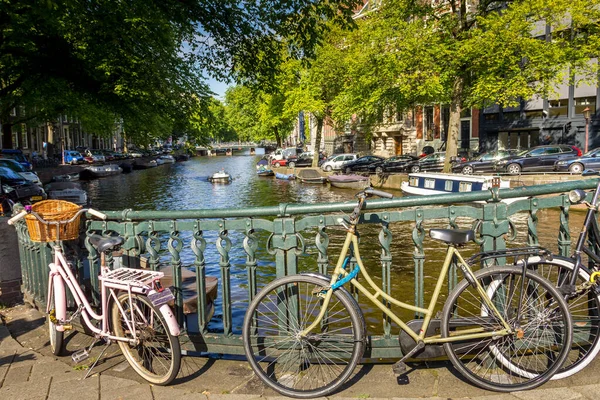 Amsterdam Canal Bikes Netherlands — Stock Photo, Image